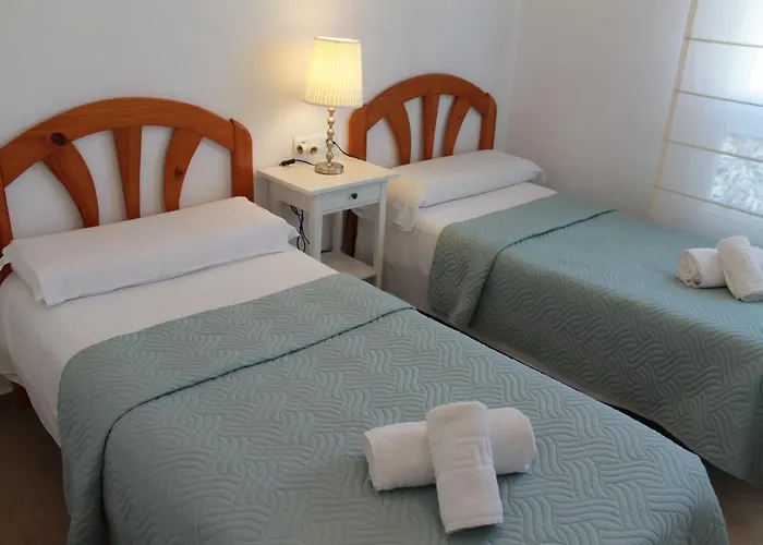 El Faro Leisure Port *