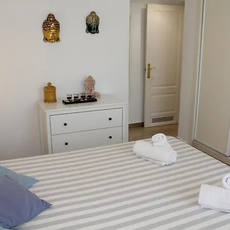 El Faro Leisure Port * 에스테포나