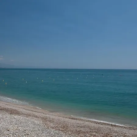 El Faro Leisure Port 에스테포나