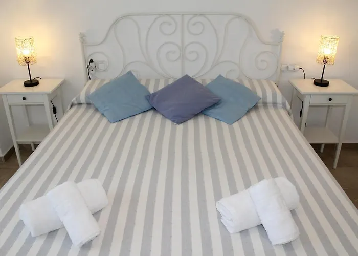 El Faro Leisure Port *